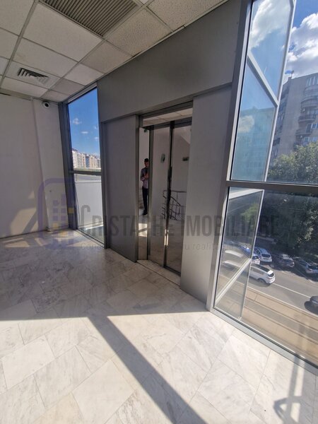 Tineretului Spatiu comercial 80 mp. util, comp. flexibila, Etj 2/ 3, acces lift_Tineretului